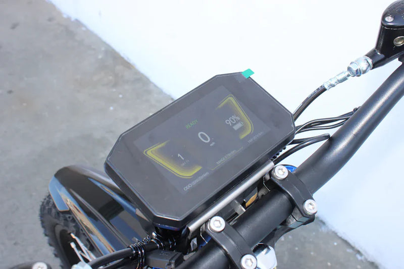 Smart Full-Color LCD Display